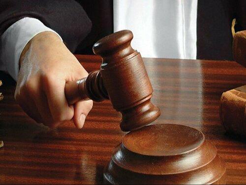 Хадам ээжийнхээ интернет банкийг ашиглан 13 сая төгрөг авсан бэрийг шийтгэжээ